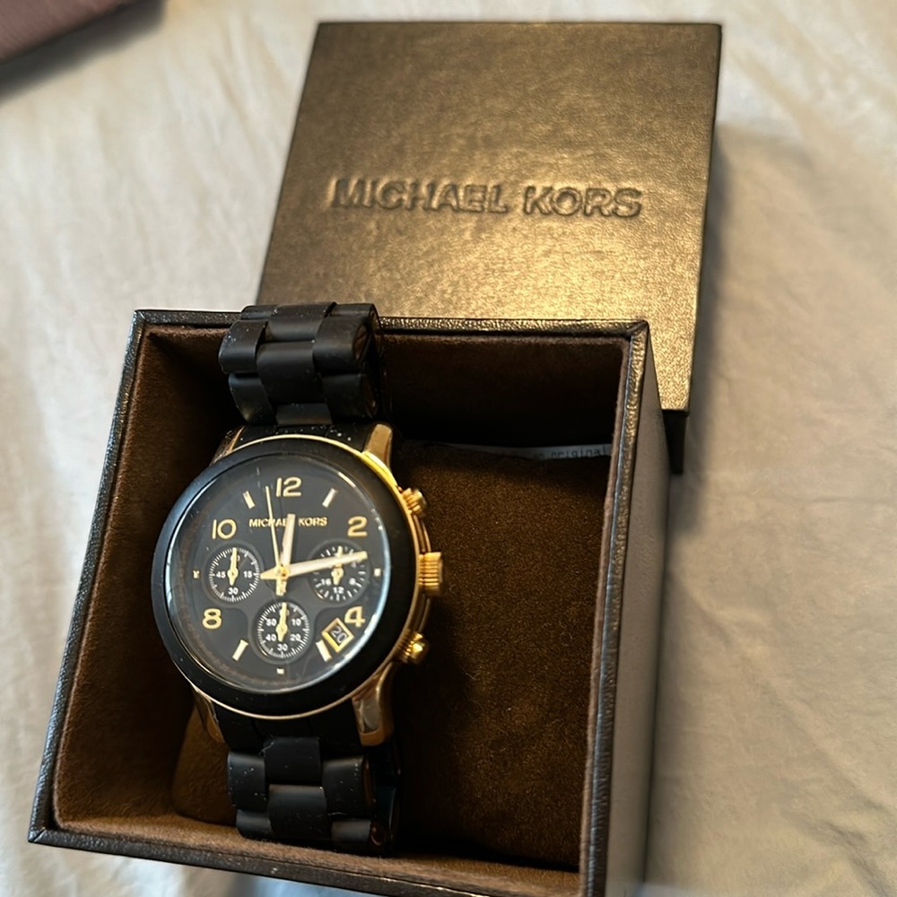 Michael Kora MK5191 watch